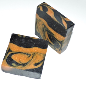 Charcoal Turmeric – Moisturizing Detoxtan